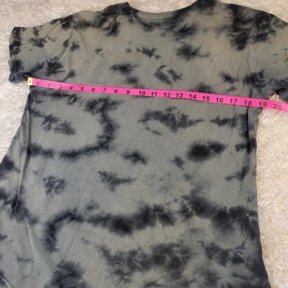 DK "Savage" Men's graphic T-shirt,  Green,  Small - Picture 6 of 7